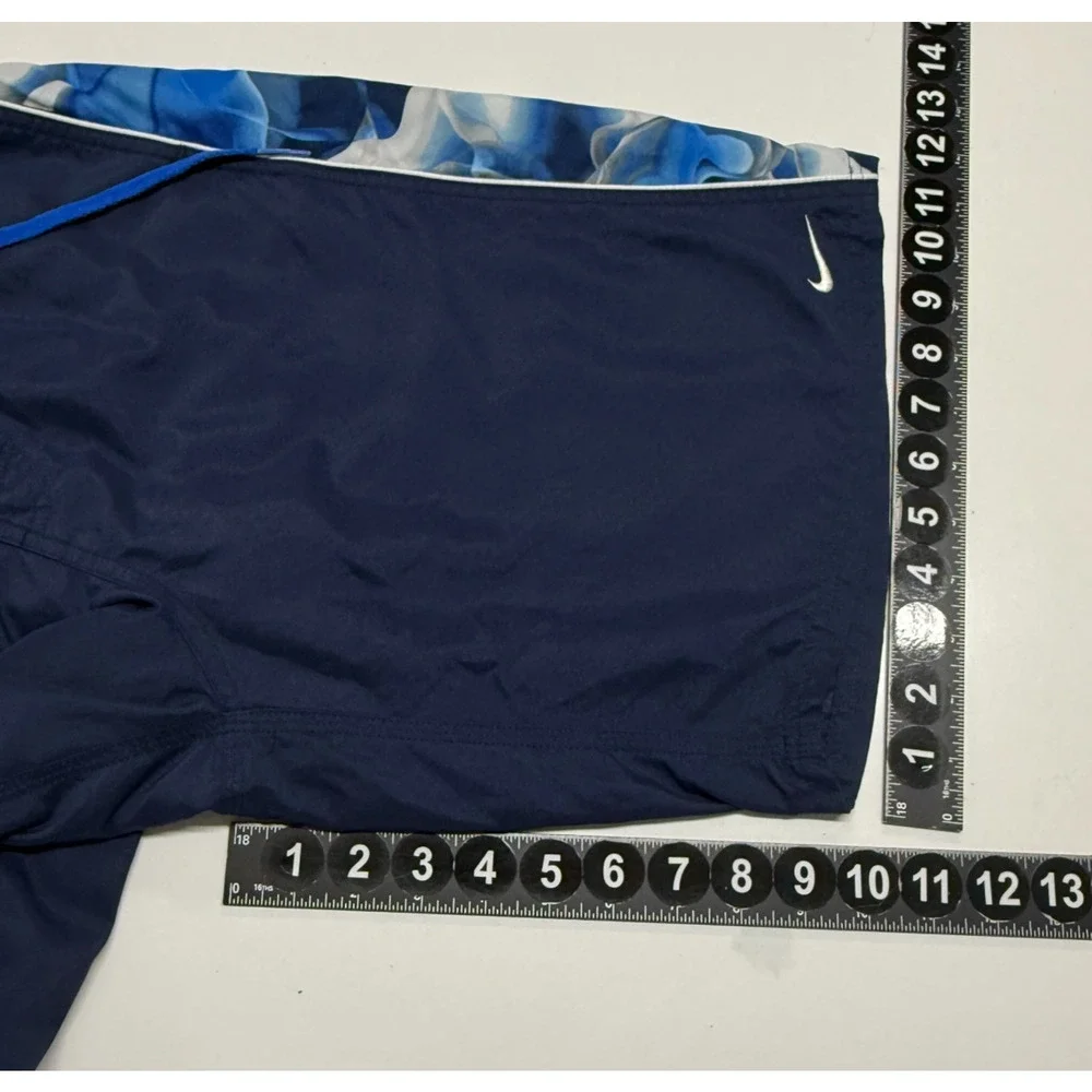 Nike Swim Trunks Mens Medium Blue White Tie Dye‎ Mesh Lined Drawstring Pockets